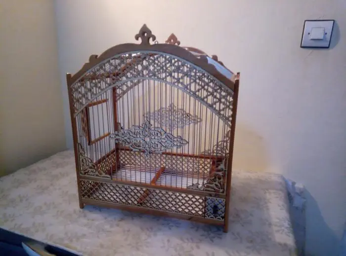 Cage artisanale